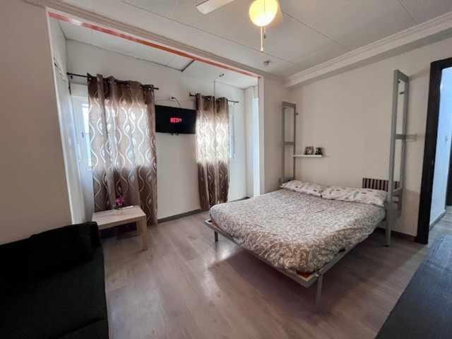 Loft Interior Y Tranquilo Petrer Bアパートメント エクステリア 写真